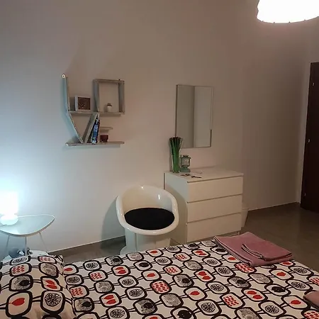 Mizzica Bed & Breakfast 2*